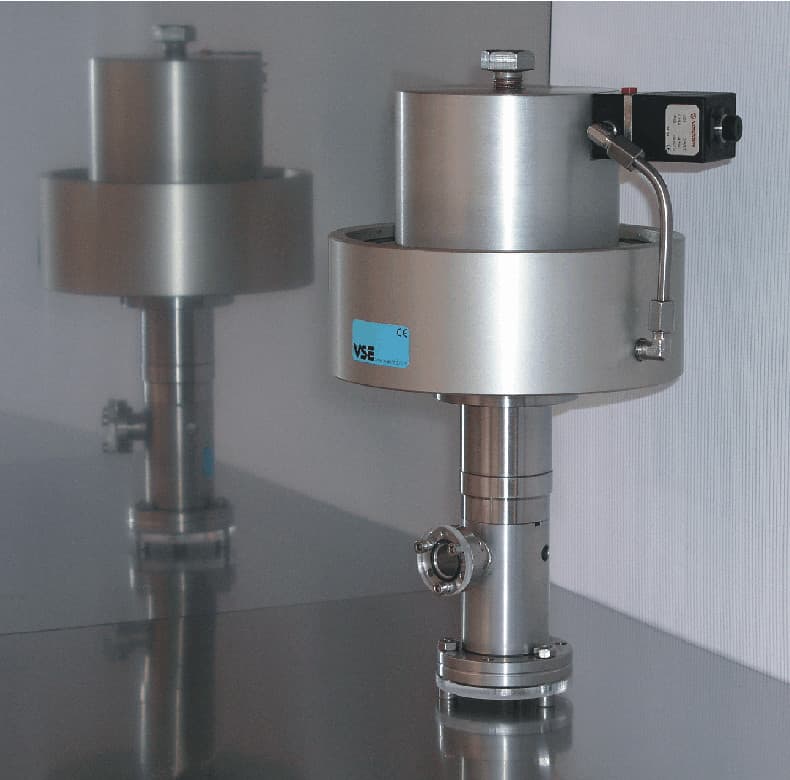 Pnematically driven Valve